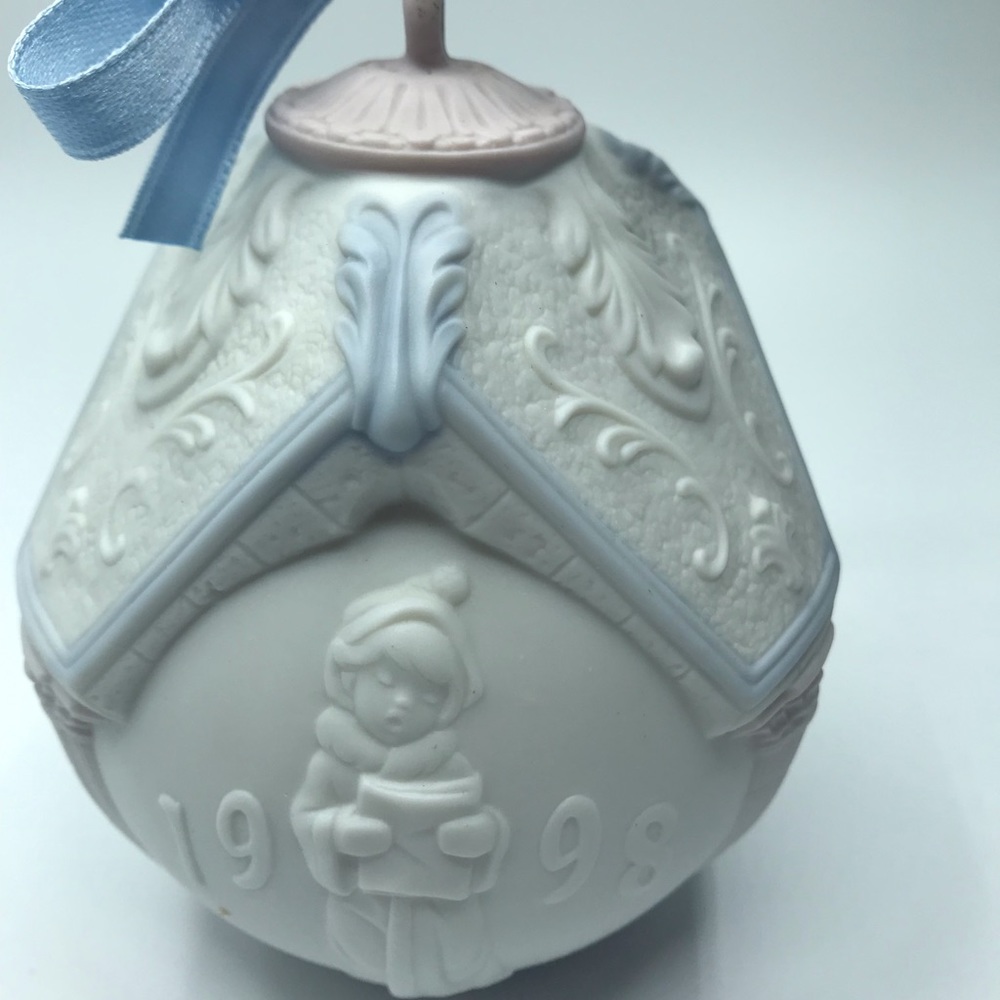 1998 LLADRO Christmas Ball Ornament